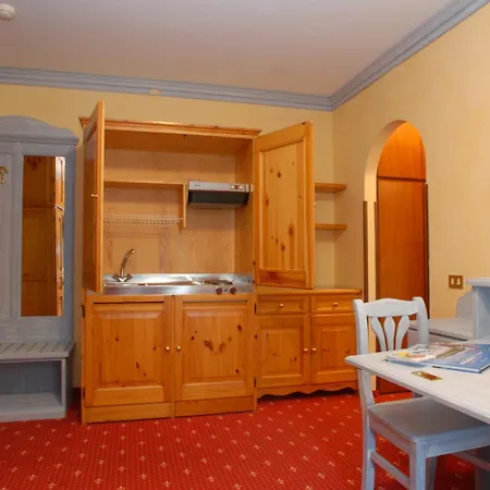 Alpi - Hotel 2*