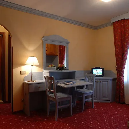 Hotel Alpi - 2*
