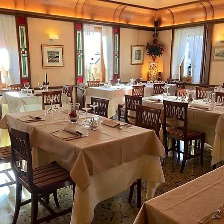 Alpi - Hotel 2*